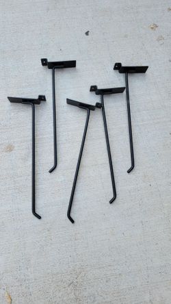 100 slatwalls Hooks for $65