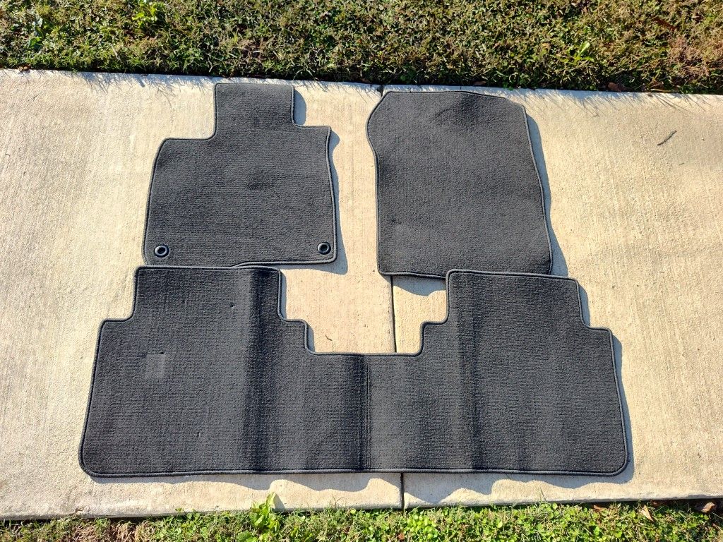 2012 - 2016 Honda CRV OEM Genuine Floor Mats Black (PP PET SBR PE) CR-V