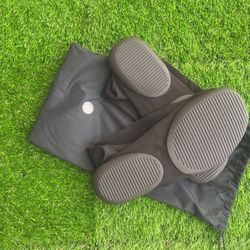 Yeezy Pods