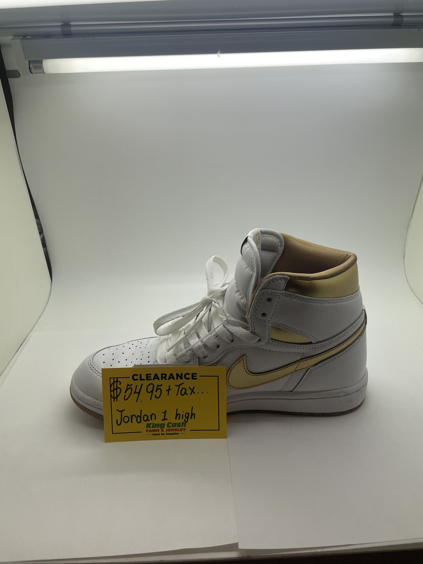 AIR JORDAN 1 HIGH