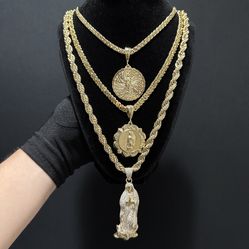 14K Gold filled Chain and Pendant set