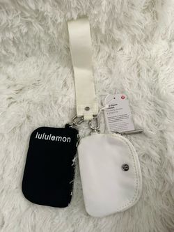 Lululemon dual pouch wristlet