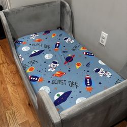 Toddler bed (with or without mattress) for sale! Barely used!