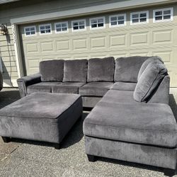 Grey Sectional Couch Sofa (FREE DELIVERY!)