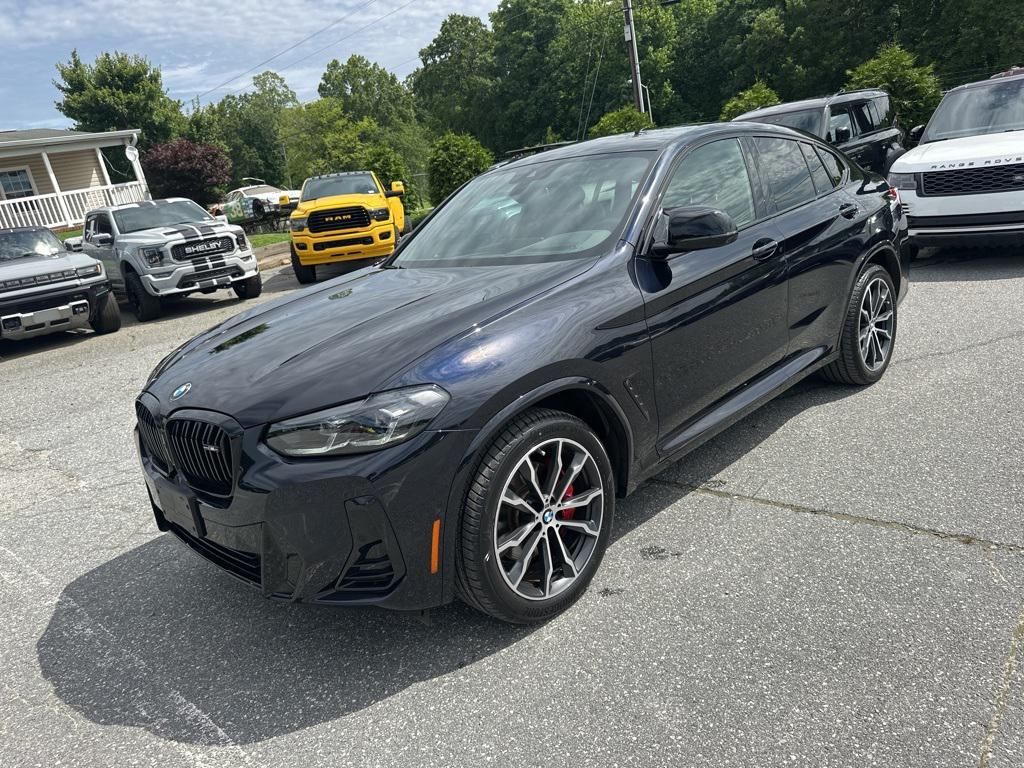 2023 BMW X4