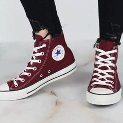 Converse High-Top Sneakers in Burgundy Unisex