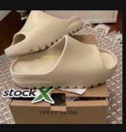 Yeezy Slides 