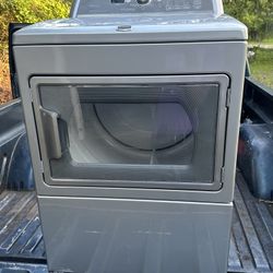 Maytag Bravos Electric Dyer