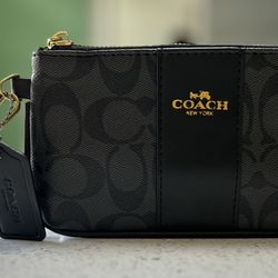 Wristlets 