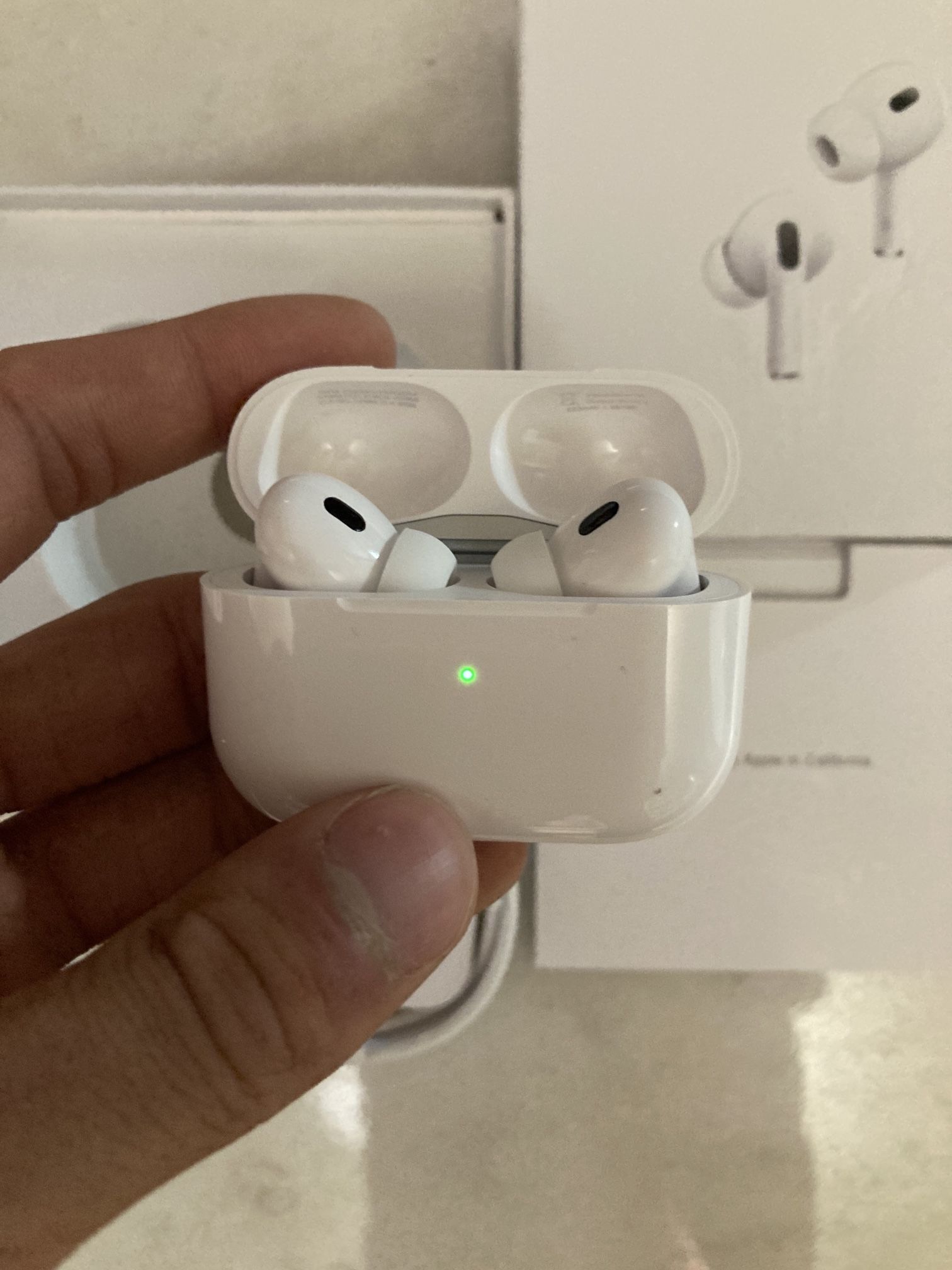 Apple AirPods Pro 2nd Generation Usb-C - Like New!