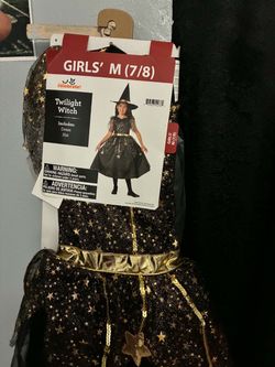 Girls costumes 7/8