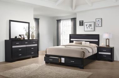 Brand New Queen Bedroom Set / Juego de Cuarto Queen Nuevo a Estrenar