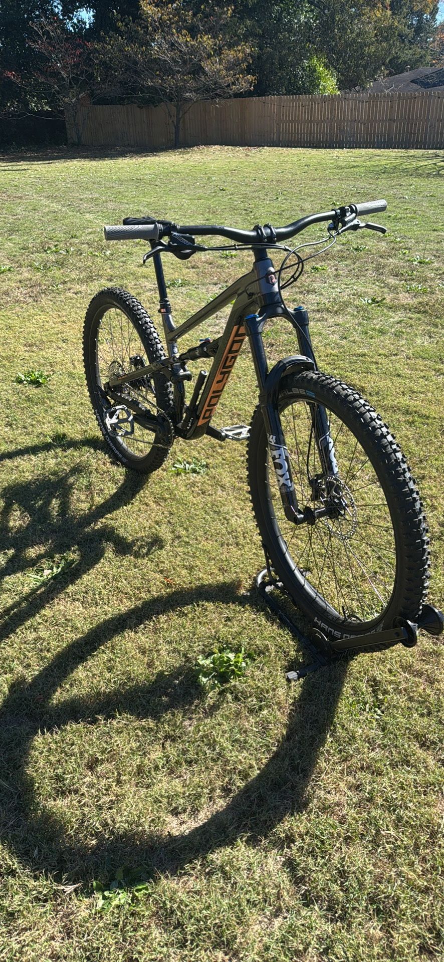 Polygon Siskiu T8 Mountain Bike