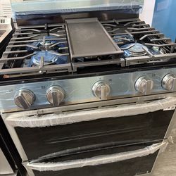 New !  LG stainless steel gas range  double oven 30”w