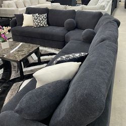 Cielo black sectional🤩Only $54 Down Payment 