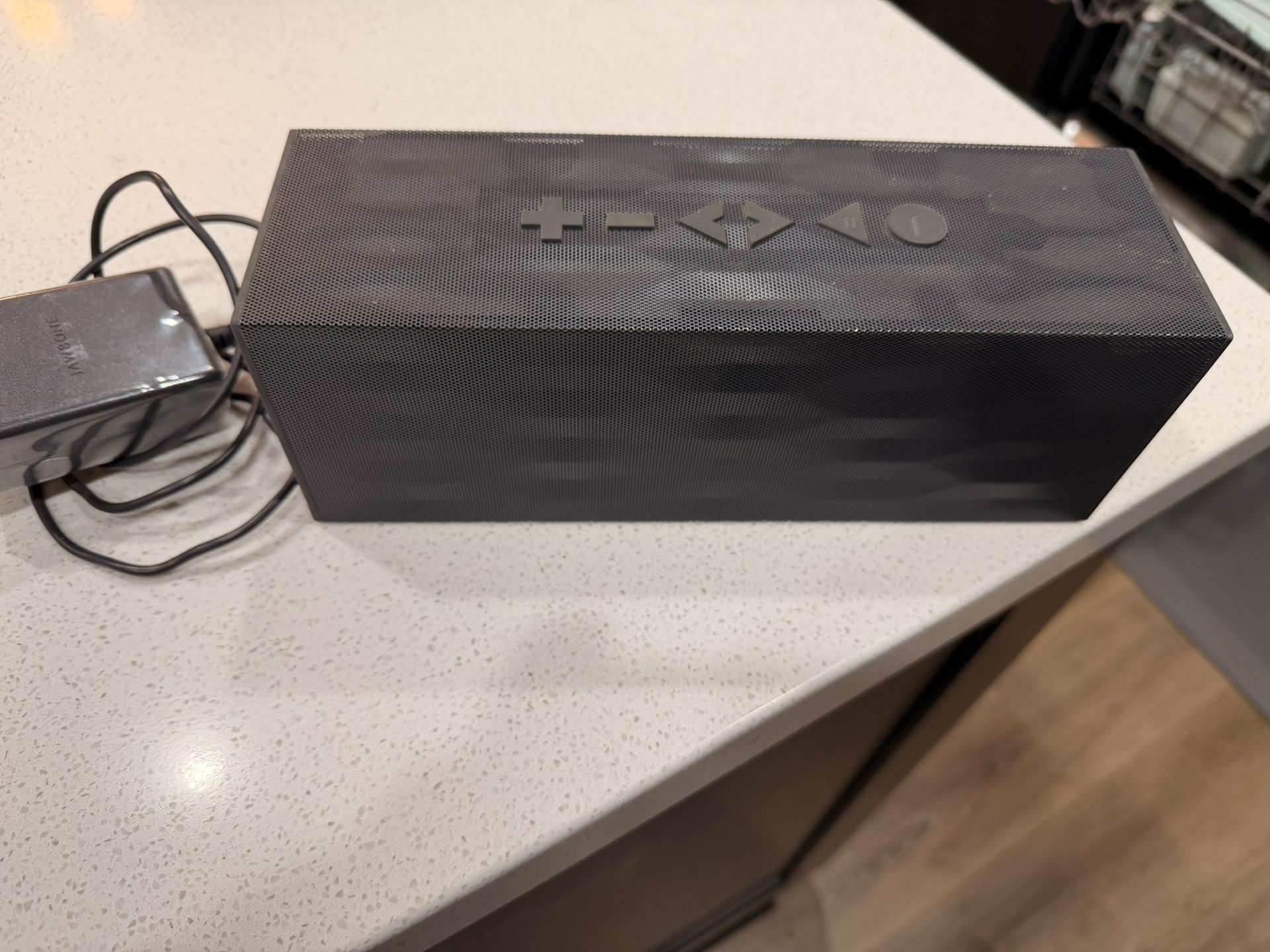 Jawbone Jambox Graydiamond Bluetooth Speaker 