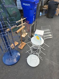 Retail / Organization / re sell / display racks