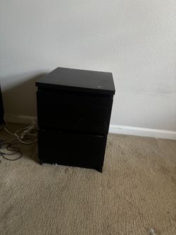 Black-Brown 2-Drawer Nightstand / End Table