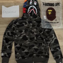 BAPE Men's Black and Grey Hoodie  XP11377