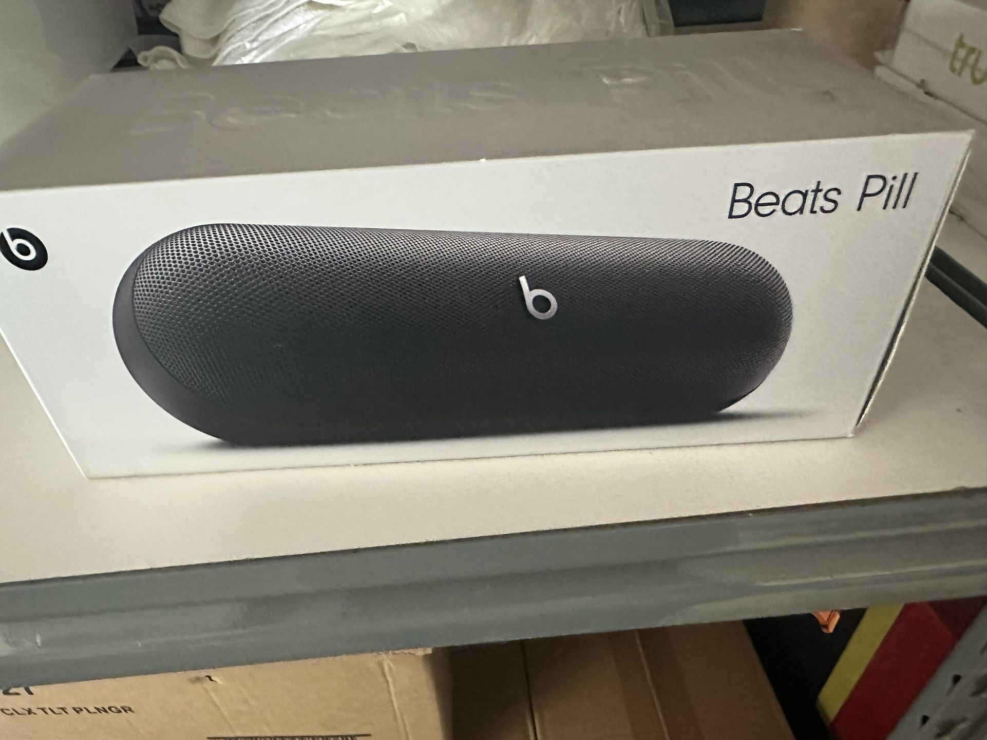 Beats Pill (unopened)