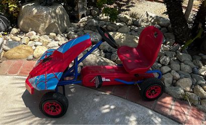 Hauck Spider-Man pedal go kart for kids in excellent condition