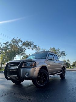 Nissan Frontier 2001 Crew Cab Pickup Truck