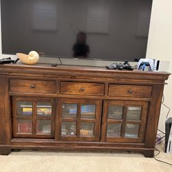 Solid Wood TV Stand / TV Console