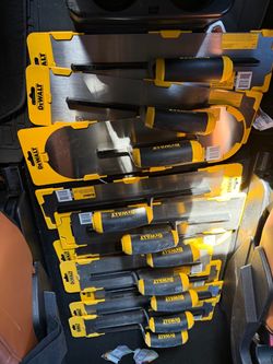 10 New DeWALT Trowels