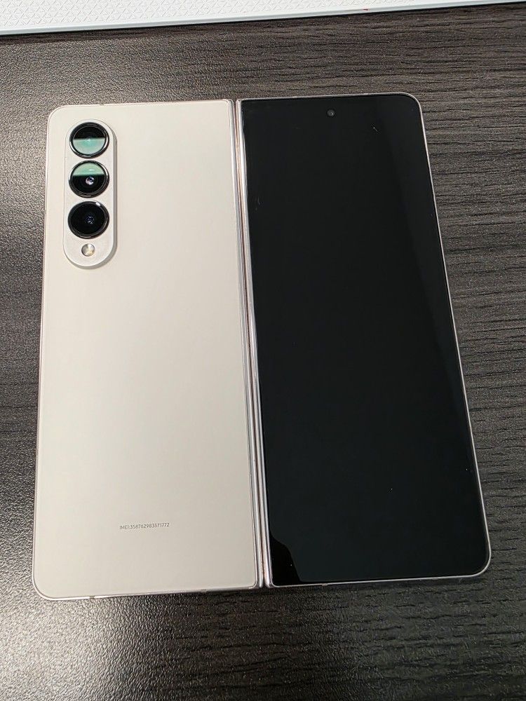 Samsung Galaxy zFold 4 Rose Gold