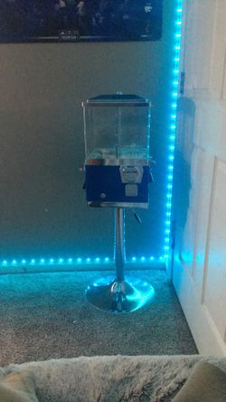 4 slot Vending machine