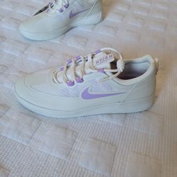 Nike Nyjah SB Shoes White Purple