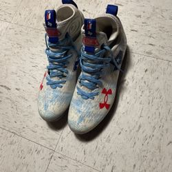 9.5 Men’s Under Armor Cleats 