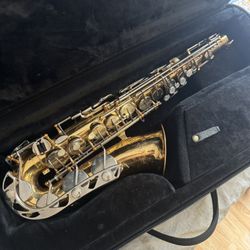 Vito Alto Saxophone