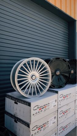 Giovanna Wheels 24s and 26s