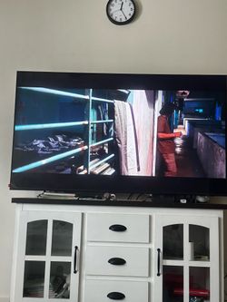 TV and tv stand 65 ích Samsung