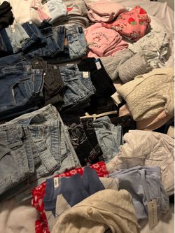 ***BEAUTIFUL GIRLS CLOTHING SIZE 12-18***