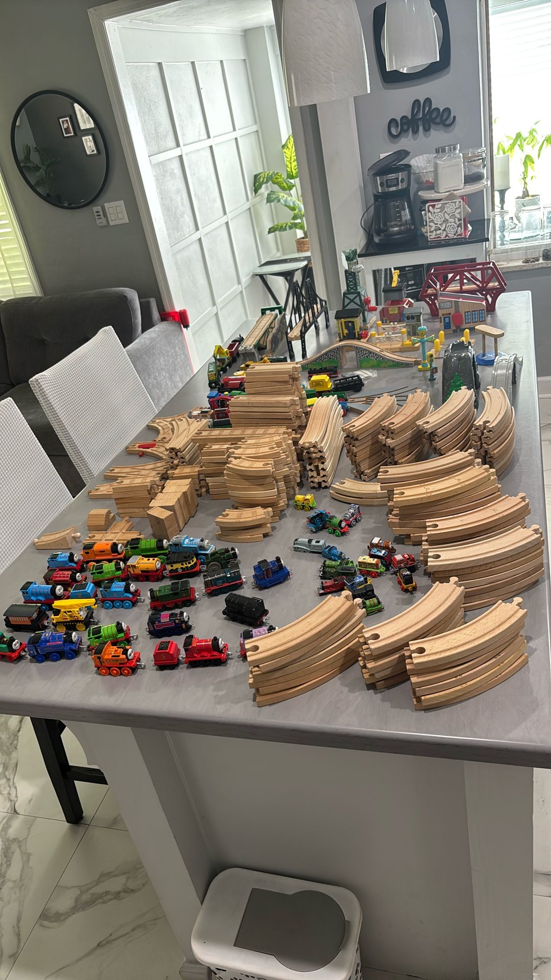 Thomas And Friends Wooden Rail Road Train Over 300 Pieces