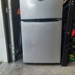 Mini Frige
