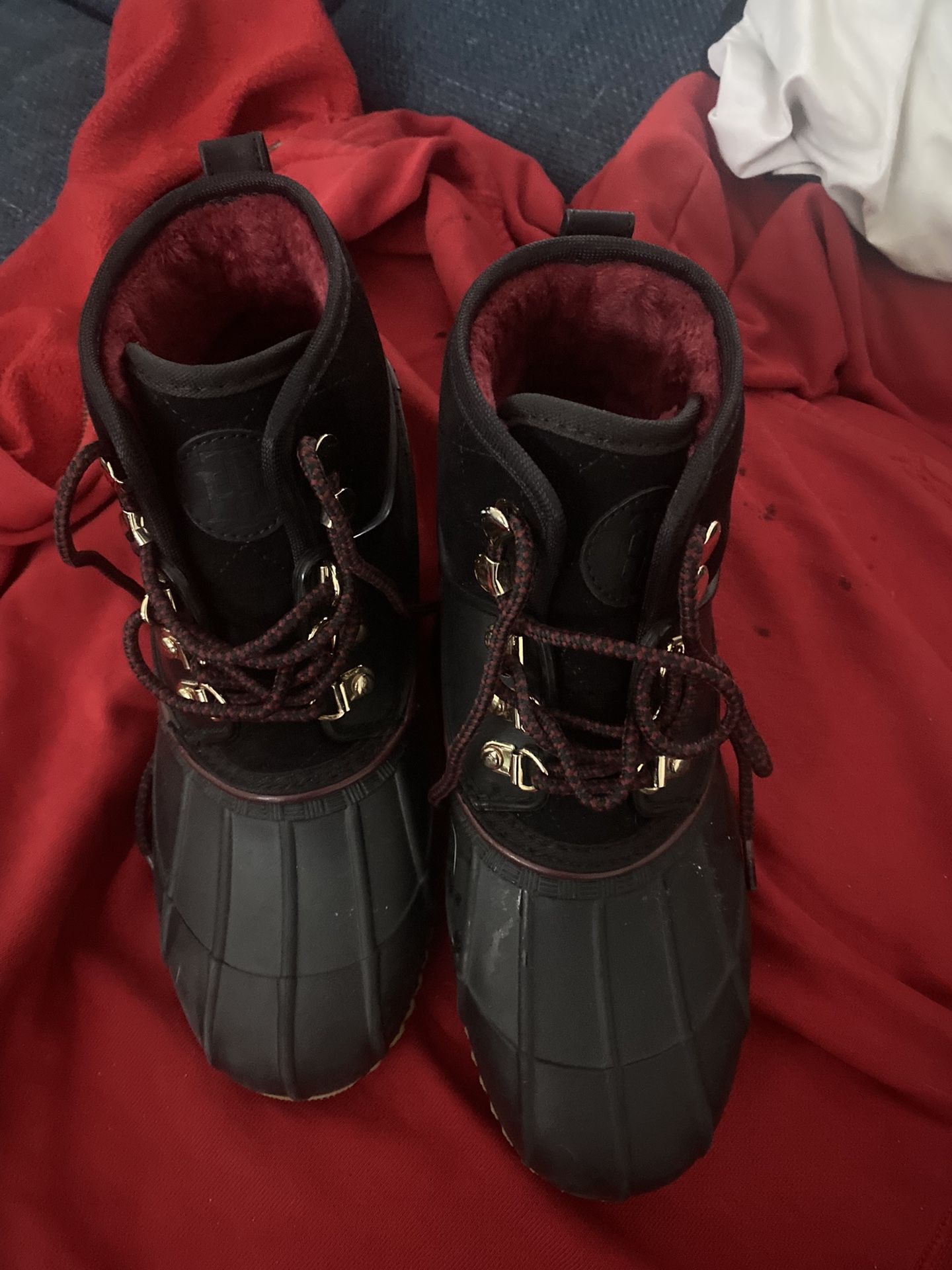 Tommy Hilfiger Snow Boots Sz 7