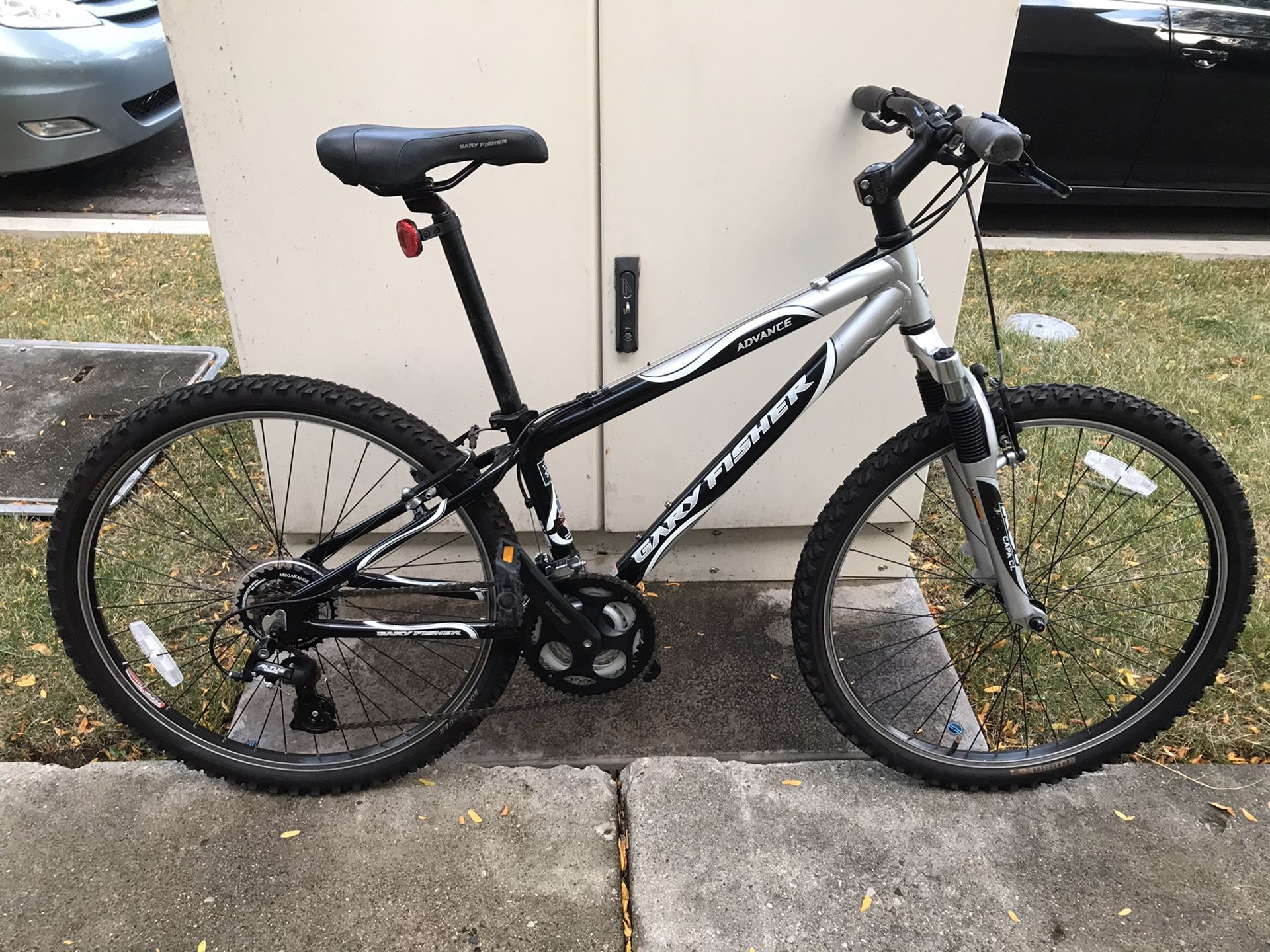 Gary Fisher Advance Mountain Bike 13” 26” for Sale in Skokie