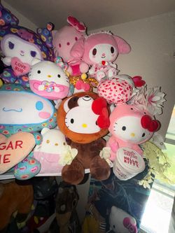 Hello kitty plushies
