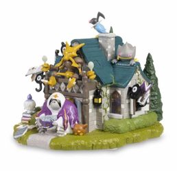 Haunted Pokémon Village: Oranguru Ancient Archives Figure!