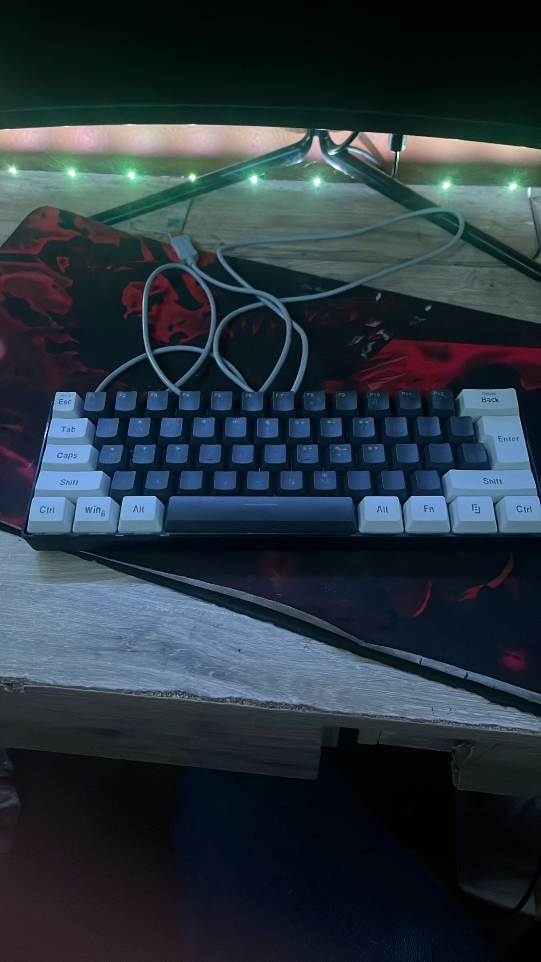 keyboard with wire