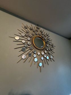 Wall glass fixture