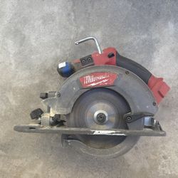 Skillsaw Milwaukee 