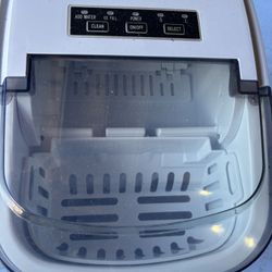 Ice Maker 