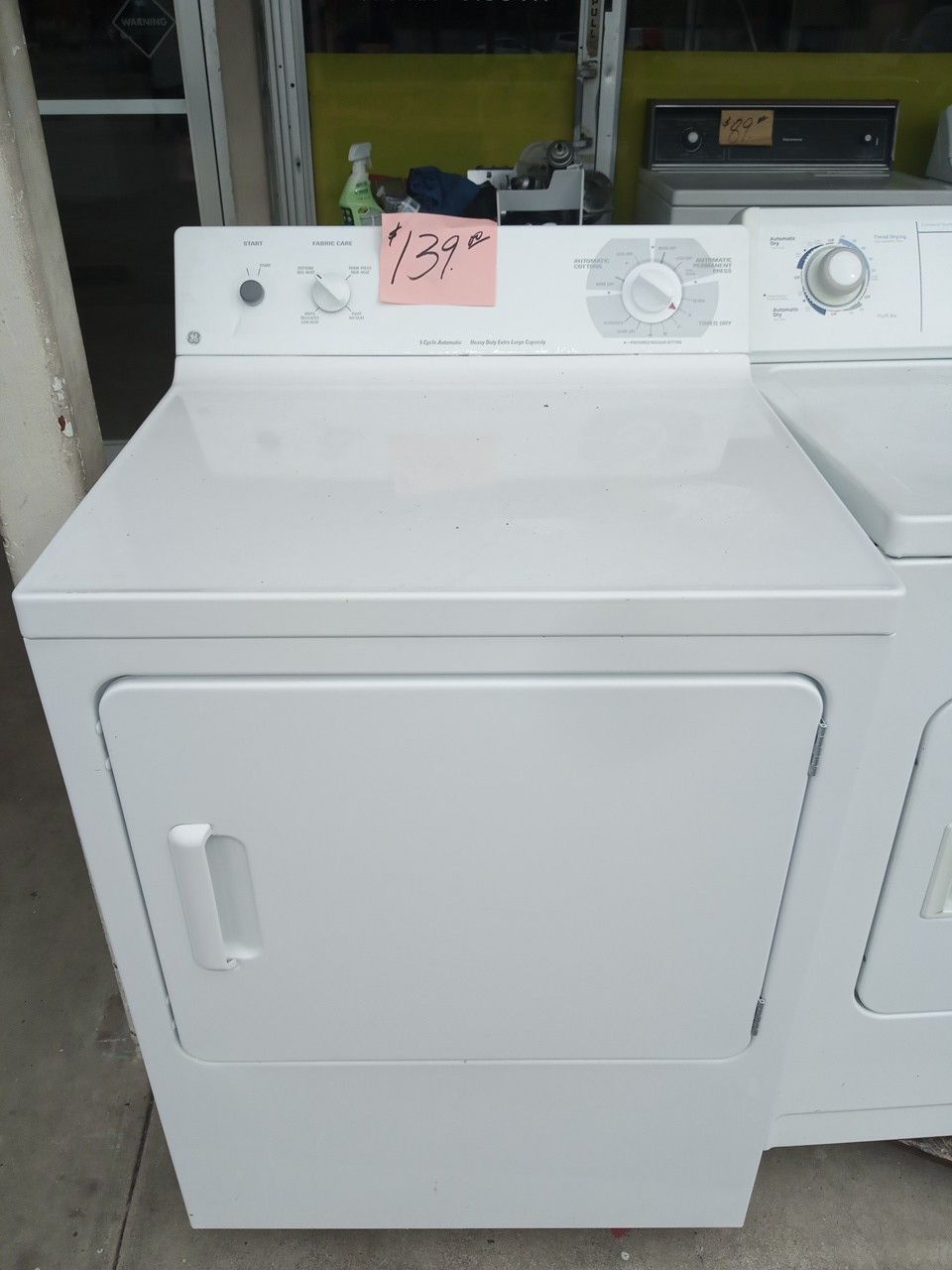 GE Dryer white heavy duty ex large excellent . Warranty . Delivery available . 2203 Fowler st. Ft. Myers 33901