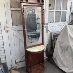 Beautiful Hall Tree With Mirror 