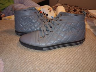 Chanel CHANEL Interlocking CC Logo Leather Chunky Sneakers /  CALFSKIN/VELVET QUILTED HIGH TOP SNEAKERS SIZE 38 (8) for Sale in San  Antonio, TX - OfferUp