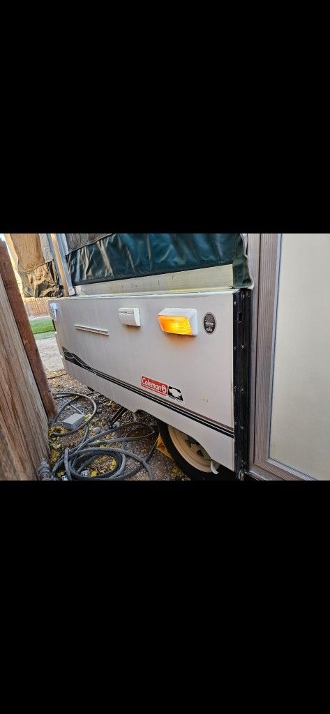 Coleman 2000 Pop Up